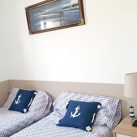 Appartement Passeig Maritim 2 *